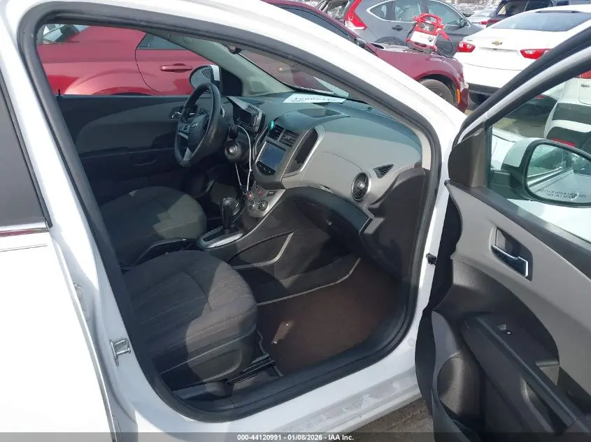 2016 CHEVROLET SONIC LT AUTO