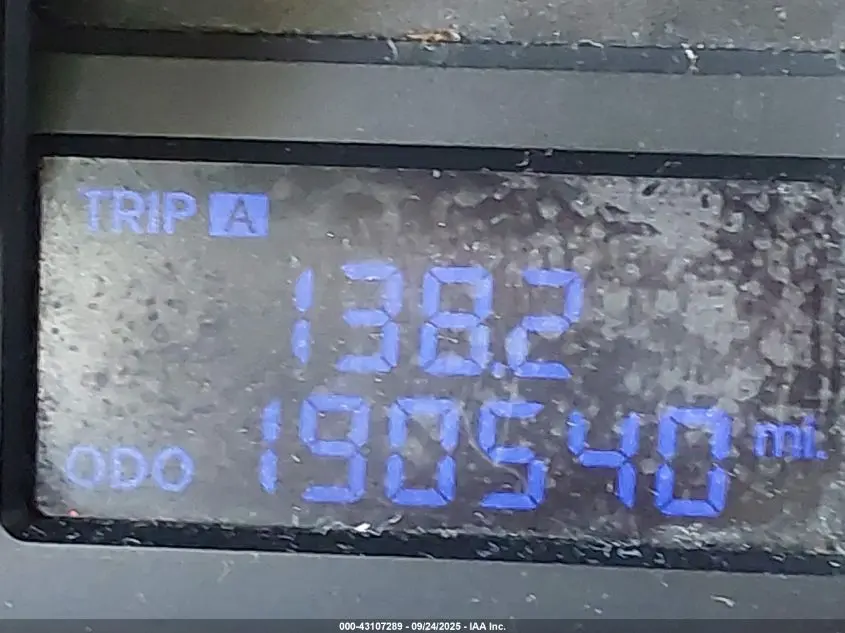 2010 HYUNDAI GENESIS  