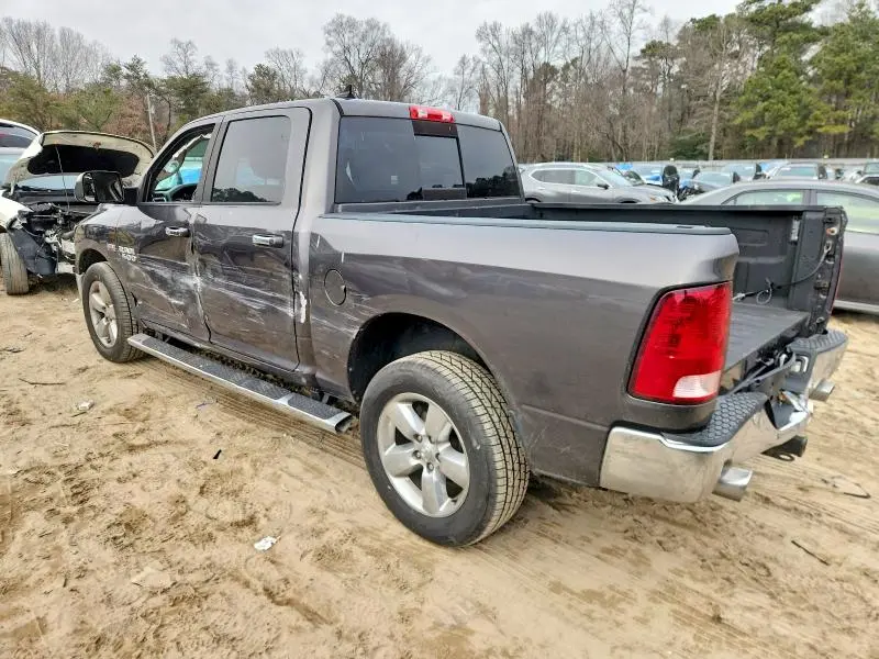 2017 RAM 1500 SLT  