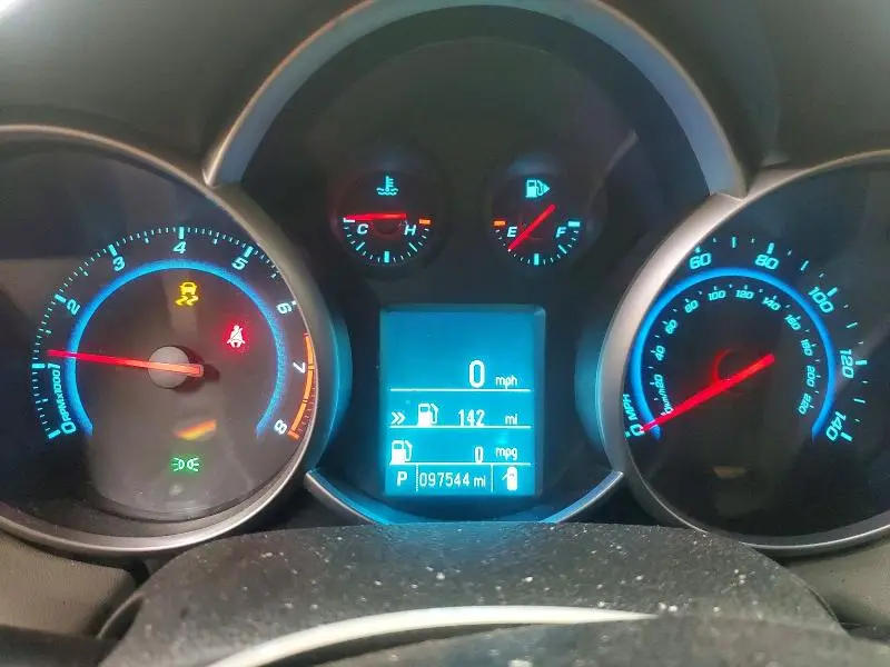 2012 CHEVROLET CRUZE LS  