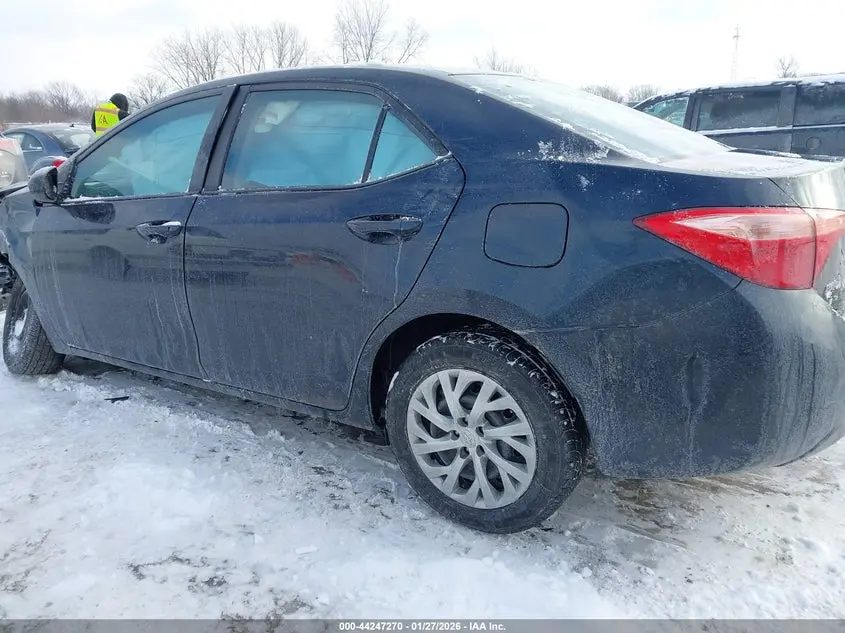2019 TOYOTA COROLLA LE