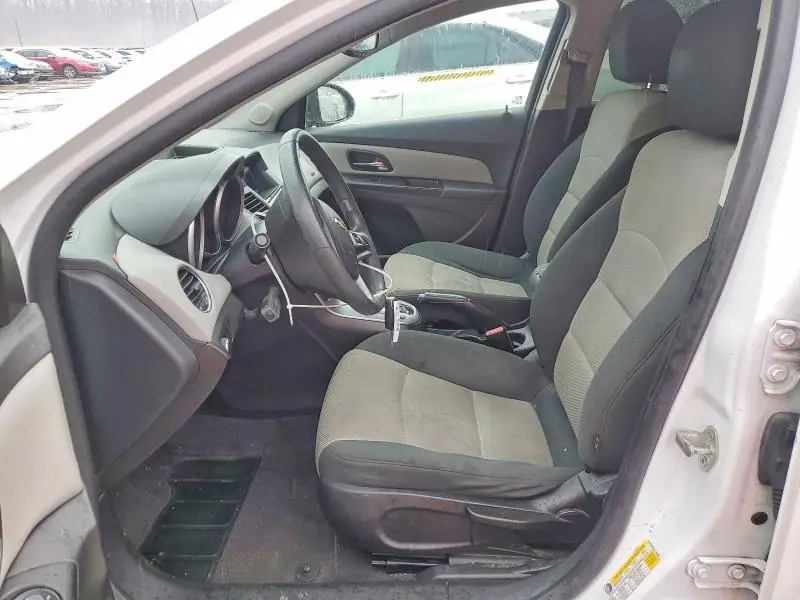 2012 CHEVROLET CRUZE LS  