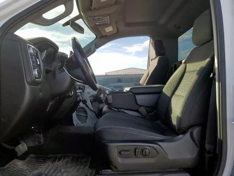 2022 GMC SIERRA K2500 SLE  