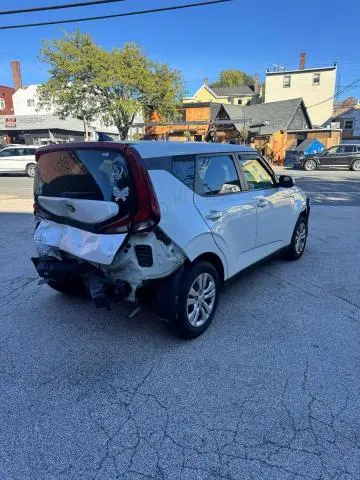 2021 KIA SOUL LX  