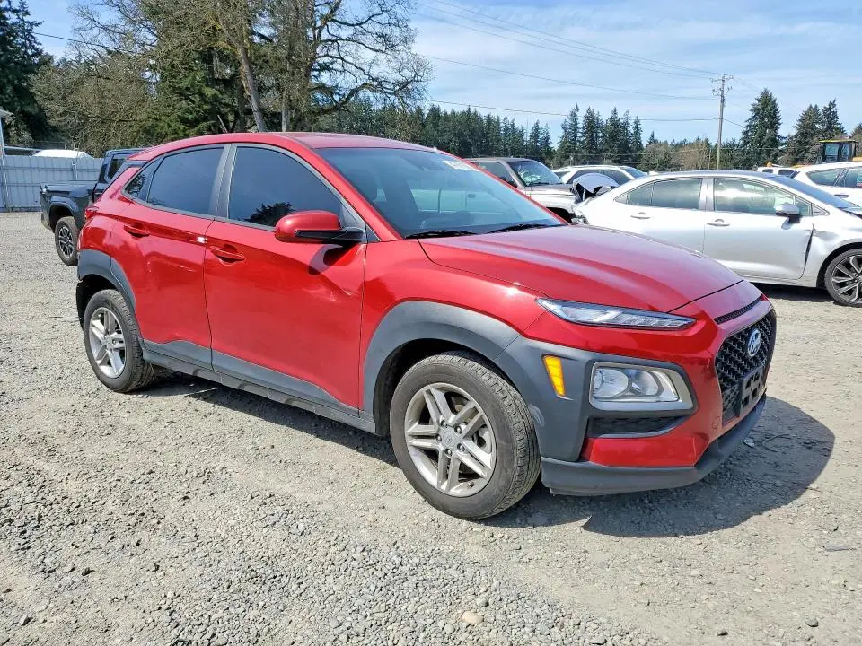 2021 HYUNDAI KONA SE  