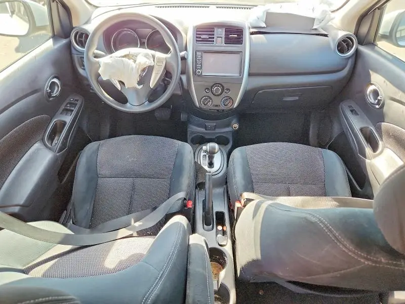 2019 NISSAN VERSA SV  