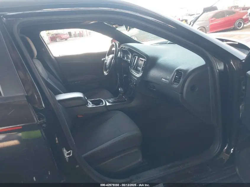 2015 DODGE CHARGER SE