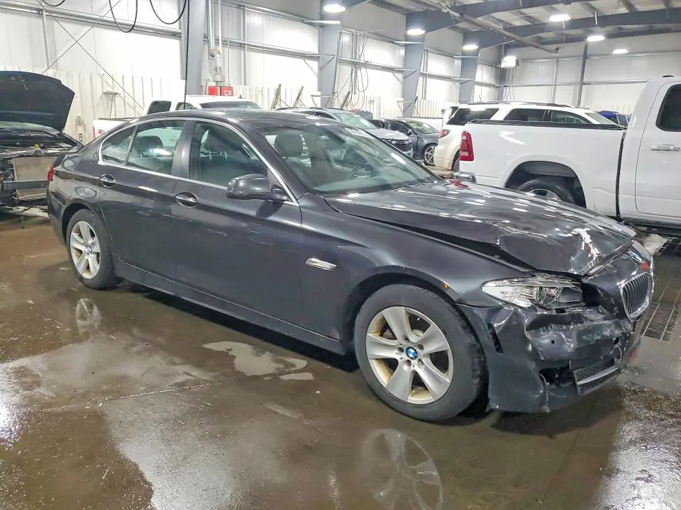 2013 BMW 528 XI  