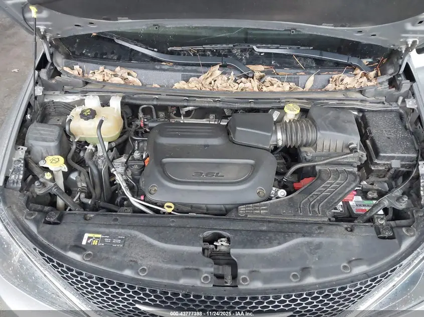 2021 CHRYSLER VOYAGER LXI