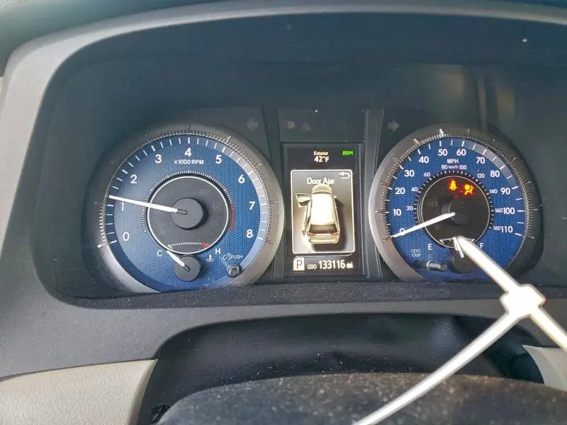 2018 TOYOTA SIENNA XLE  