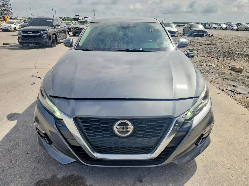 2019 NISSAN ALTIMA SL  