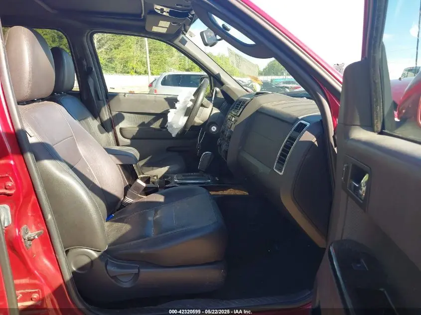 2011 FORD ESCAPE LIMITED