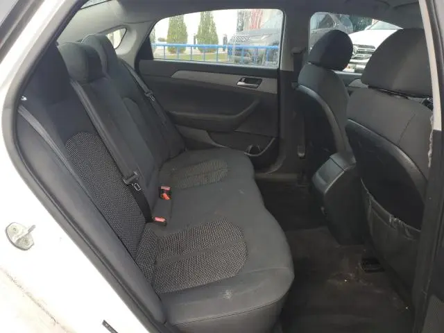 2018 HYUNDAI SONATA SE  