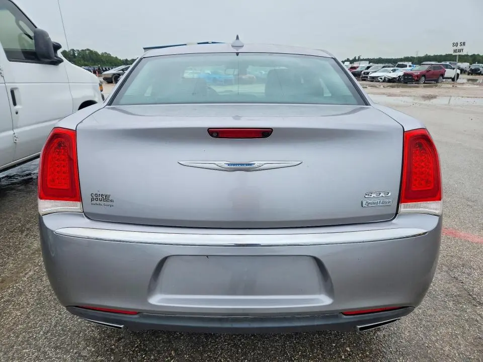 2018 CHRYSLER 300 LIMITED  
