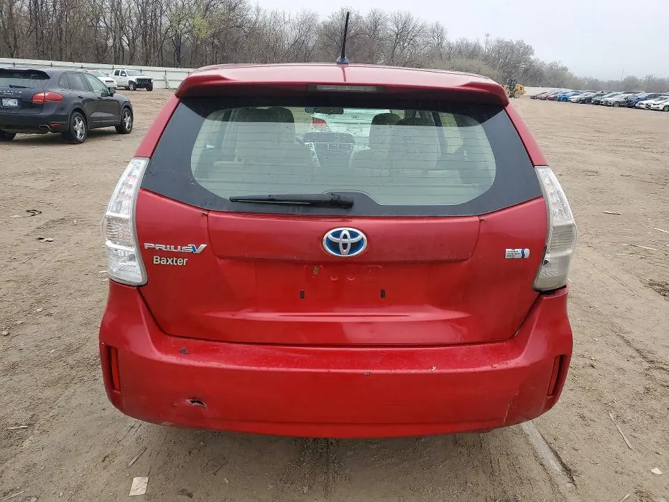 2012 TOYOTA PRIUS V TWO  