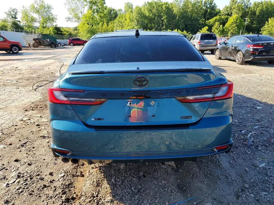 2025 TOYOTA CAMRY XSE  