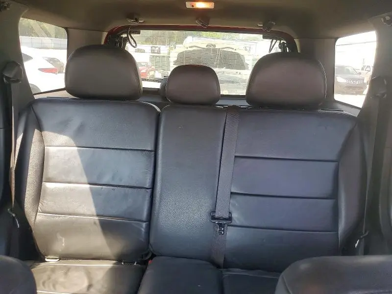 2011 FORD ESCAPE LIMITED  