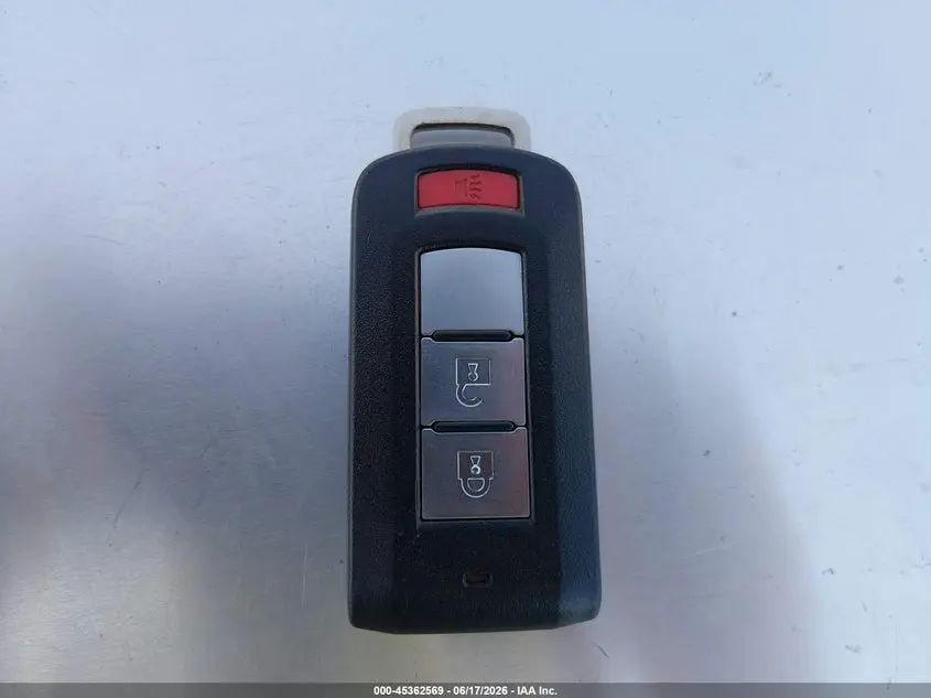 2018 MITSUBISHI OUTLANDER SE
