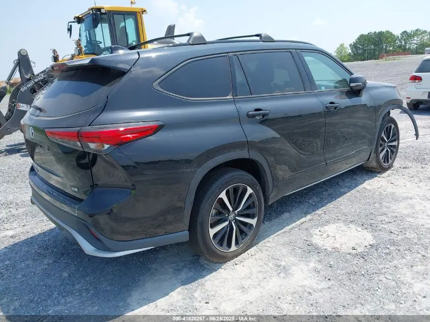 2021 TOYOTA HIGHLANDER XSE