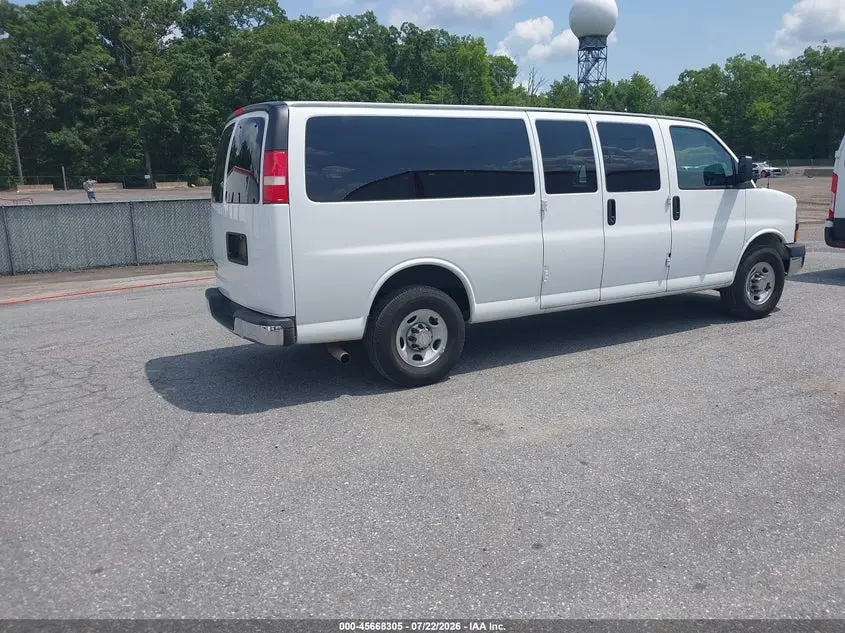 2016 CHEVROLET EXPRESS 3500 LT