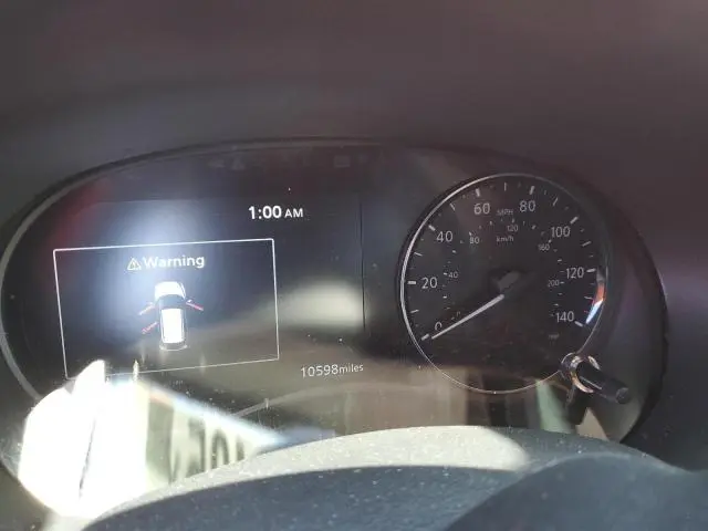 2024 NISSAN KICKS SR  