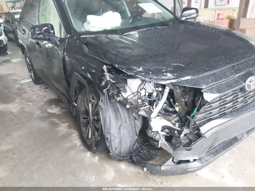 2025 TOYOTA RAV4 HYBRID XLE PREMIUM