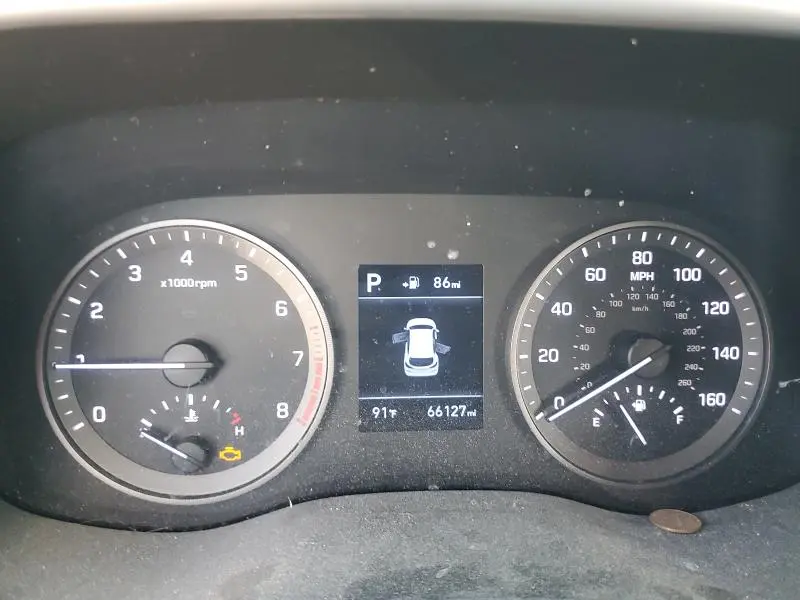 2020 HYUNDAI TUCSON SE  