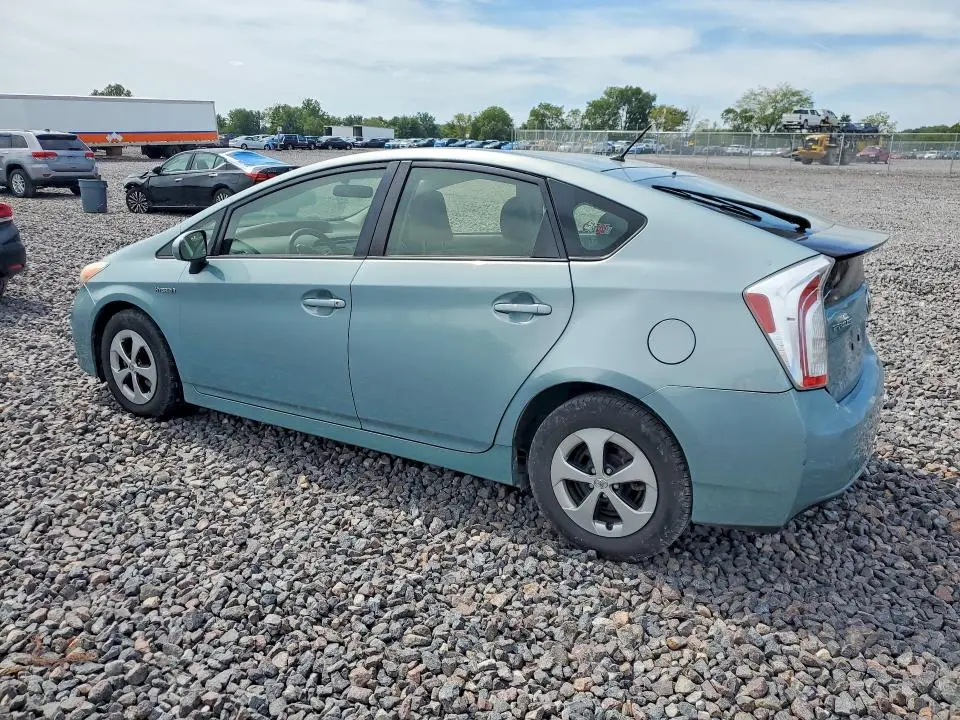 2013 TOYOTA PRIUS TWO  