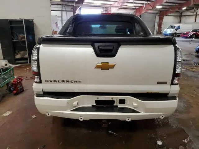 2010 CHEVROLET AVALANCHE LTZ  