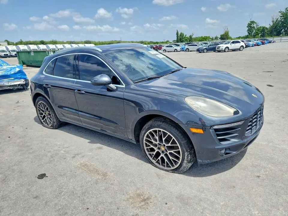2017 PORSCHE MACAN S  
