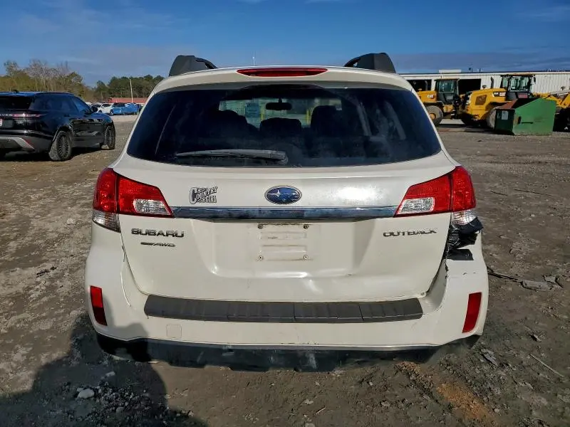 2010 SUBARU OUTBACK 2.5I PREMIUM  