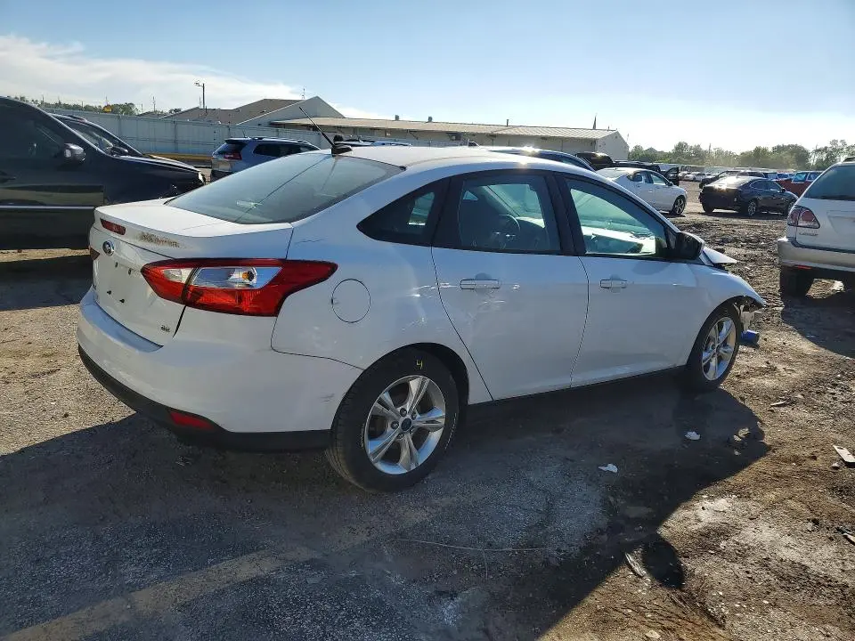 2012 FORD FOCUS SE  