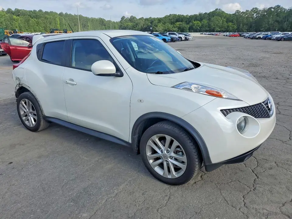 2014 NISSAN JUKE SL  