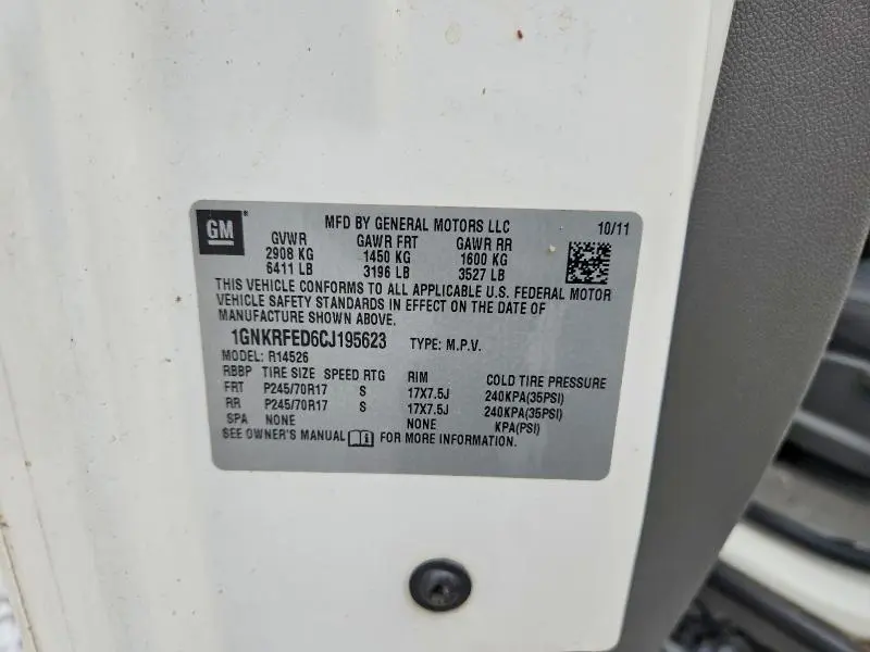 2012 CHEVROLET TRAVERSE LS  