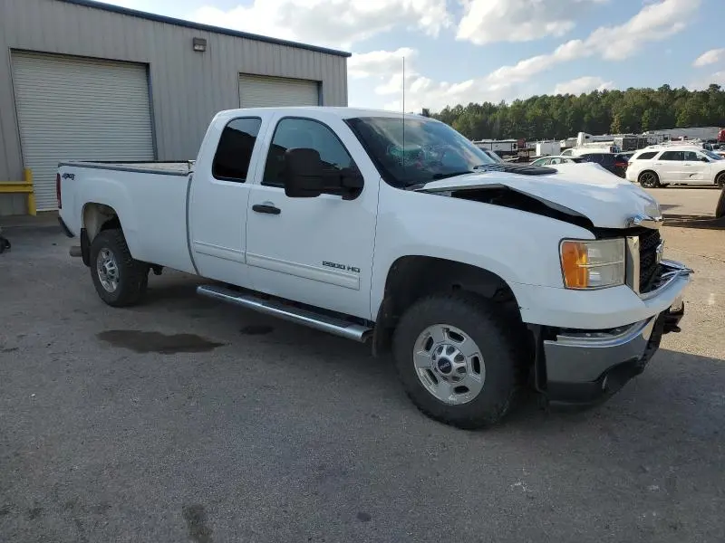 2011 GMC SIERRA K2500 SLE  
