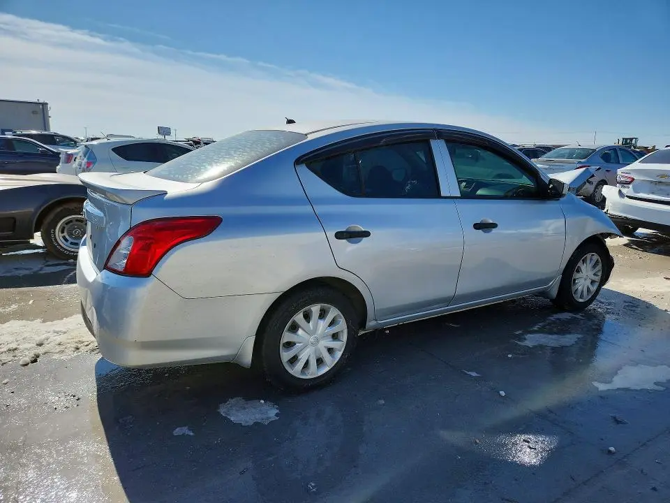 2016 NISSAN VERSA S  
