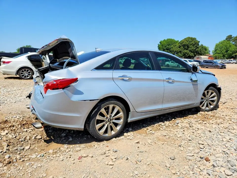 2012 HYUNDAI SONATA SE  