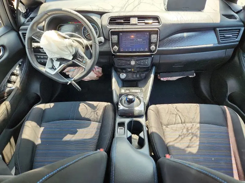 2025 NISSAN LEAF SV PLUS  
