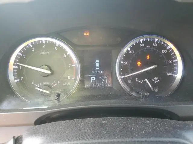 2015 TOYOTA HIGHLANDER LE  