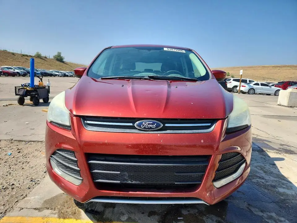 2015 FORD ESCAPE SE  