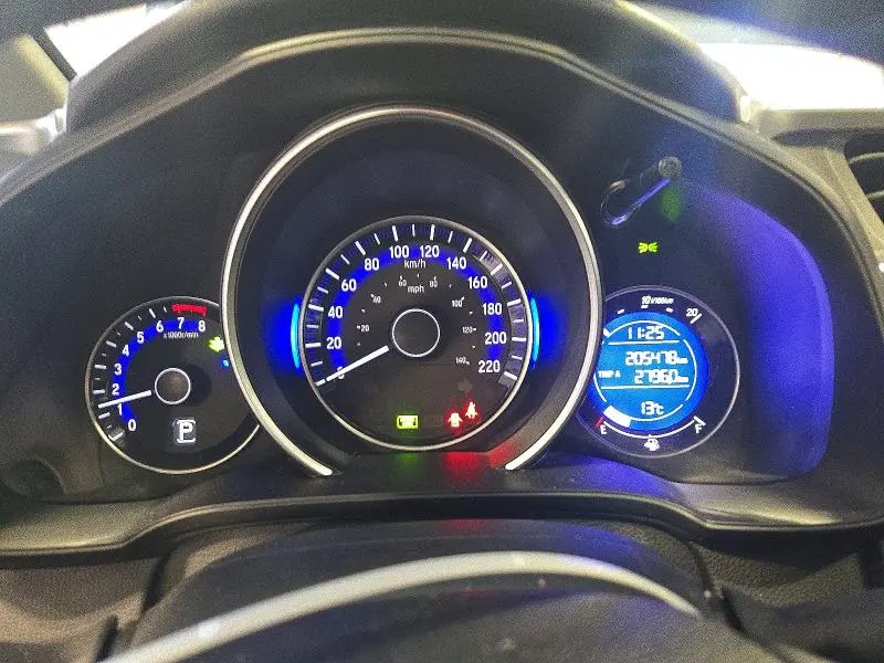 2015 HONDA FIT LX  