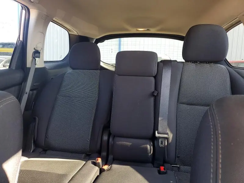2018 NISSAN PATHFINDER SV  