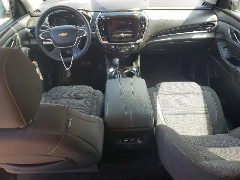2021 CHEVROLET TRAVERSE LT  