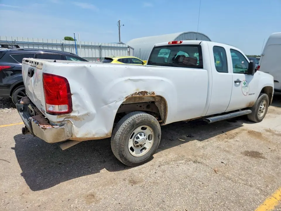 2013 GMC SIERRA C2500 HEAVY DUTY  
