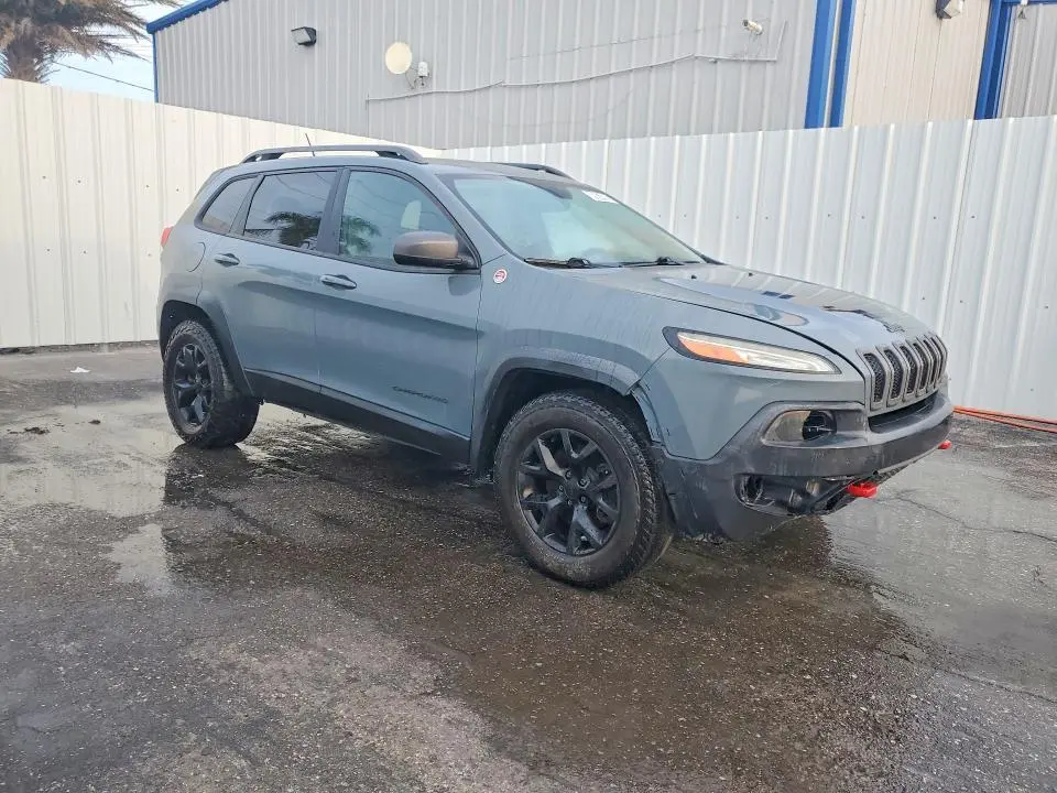 2015 JEEP CHEROKEE TRAILHAWK  