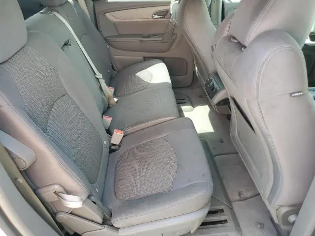 2014 CHEVROLET TRAVERSE LS  