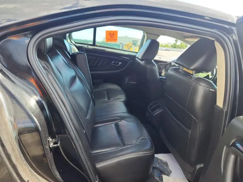 2010 FORD TAURUS LIMITED  