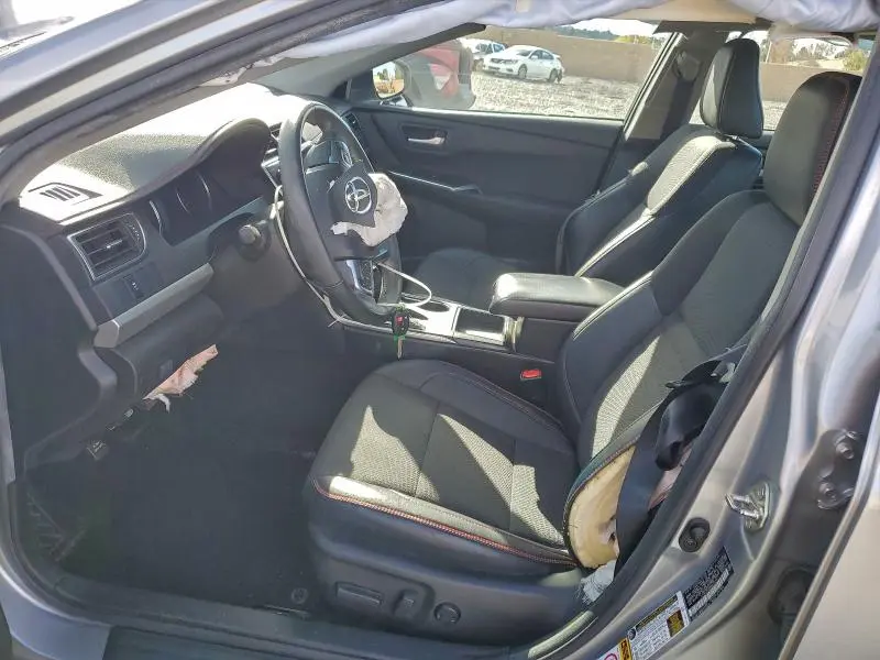 2017 TOYOTA CAMRY LE  