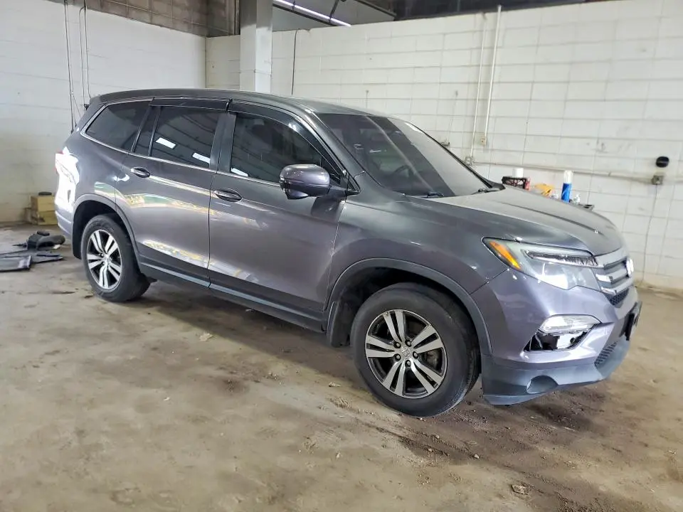 2017 HONDA PILOT EX  