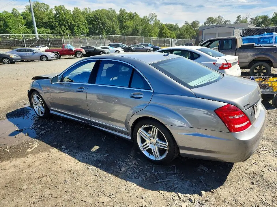 2013 MERCEDES-BENZ S 550  